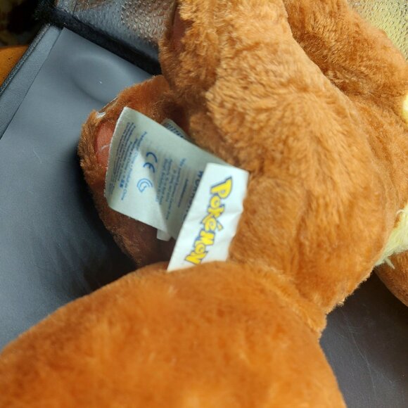 2017 Build A Bear Eevee Pokémon Plush w/ Poke Ball Pajama Outfit - Picture 7 of 11